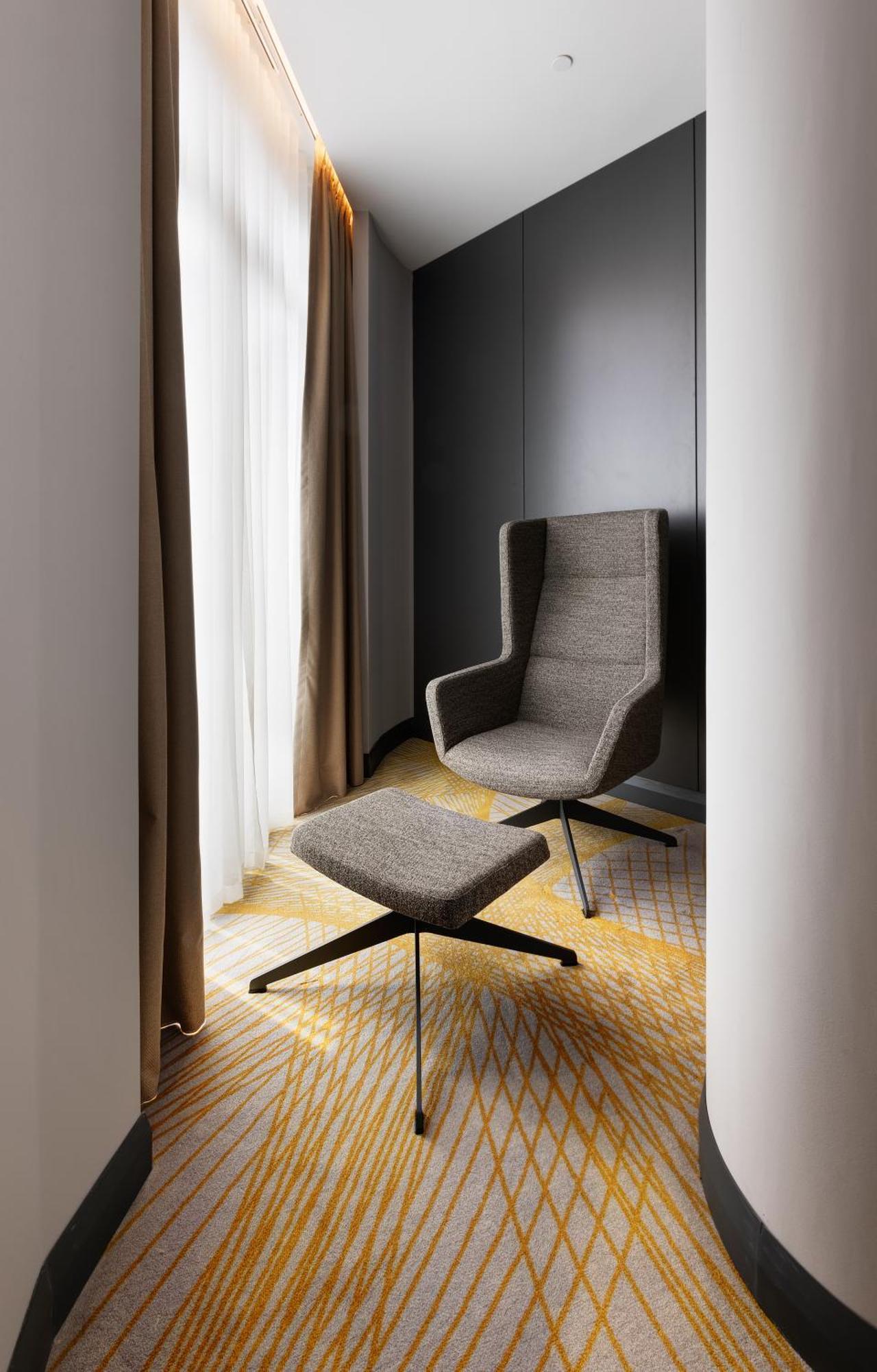 Ibis Styles Istanbul Merter Phòng bức ảnh Armchair and ottoman