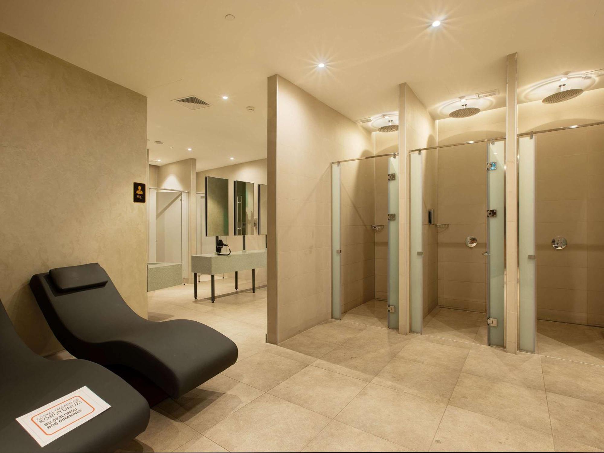 Ibis Styles Istanbul Merter Ngoại thất bức ảnh The spa at The Dorchester
